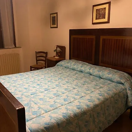 Le Gaite Bed and Breakfast *